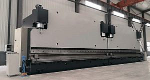 Фото 14 - MetalTec HBC 400/4000 листогибочные гидравлические прессы с ЧПУ большого тоннажа.