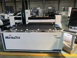 Фото 25 - MetalTec 1530B (6000W) оптоволоконный лазерный станок для резки металла.
