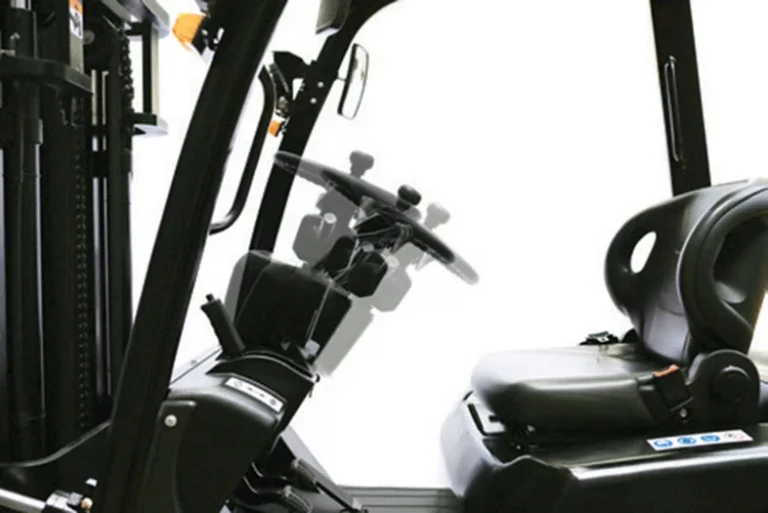 Фото 3 - Погрузчик вилочный дизельный EP Equipment CPCD25T8 OPTIMAL SERIES (Mitsubishi, 3F600, SS, ST).