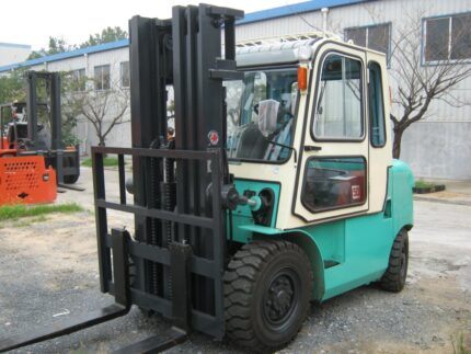 Фото 57 - Вилочный погрузчик Dalian CPQD50QFB.